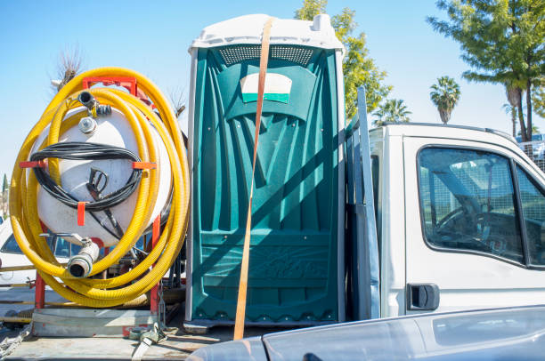 Professional porta potty rental in Oak Hills Place, LA